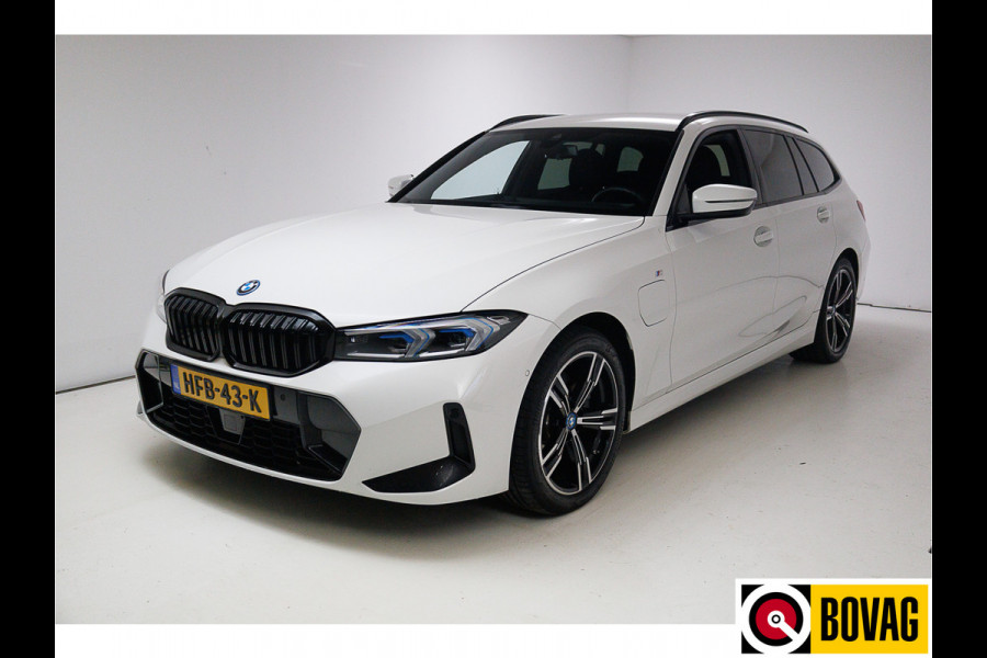 BMW 3 Serie Touring 330e Touring M-sport LCI 292 PK | Camera | Adap. Cruise | Active guard plus Led, Navi, App. connect, Elec. klep, Stoel- en Stuurverwarming, nw. model!