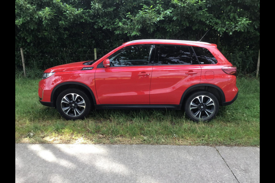 Suzuki Vitara 1.4 Boosterjet Style Smart Hybrid. 1e eig./dealeronderhouden met 2 jr. APK