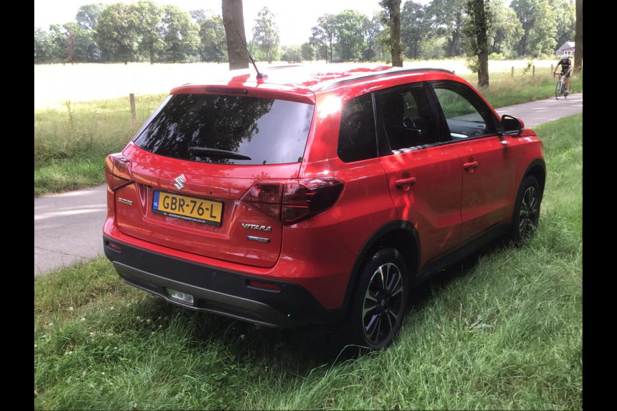 Suzuki Vitara 1.4 Boosterjet Style Smart Hybrid. 1e eig./dealeronderhouden met 2 jr. APK