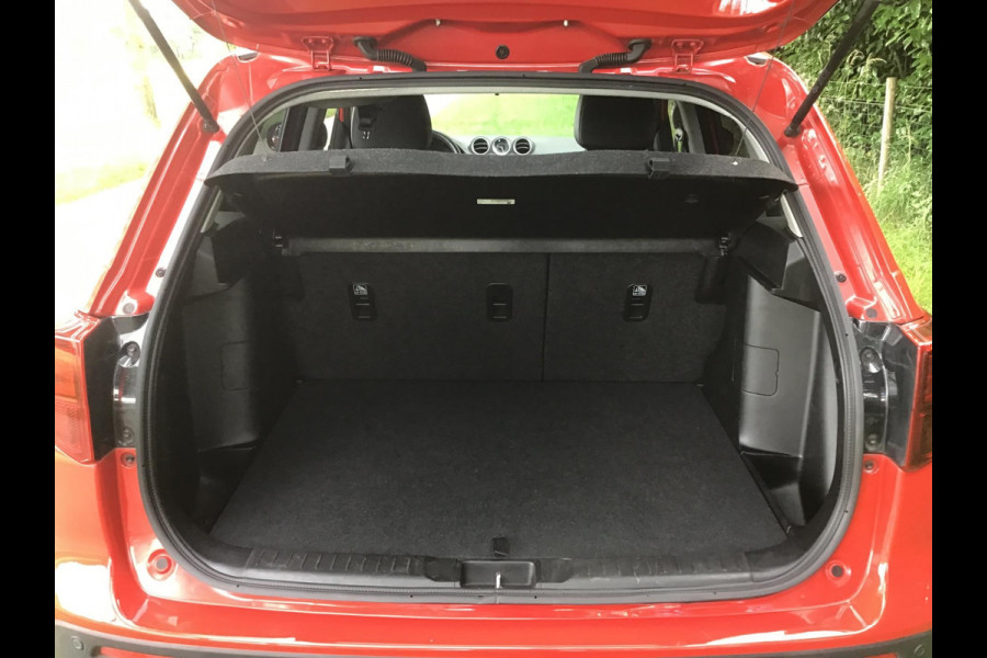Suzuki Vitara 1.4 Boosterjet Style Smart Hybrid. 1e eig./dealeronderhouden met 2 jr. APK