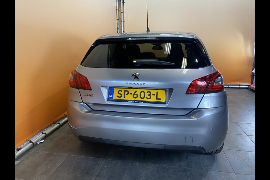 Peugeot 308 1.2 PureTech Blue Lease Executive panodak navi winterset