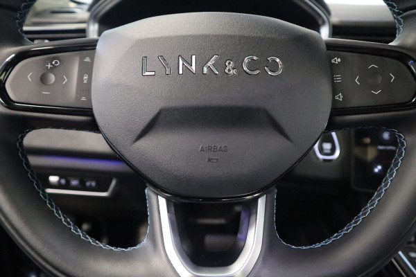 Lynk & Co 01 1.5 Hybride Plug-in Panoramadak Navigatie 360camera 20LMV 2 Jaar garantie mogelijk* ( vraag naar de voorwaarde)