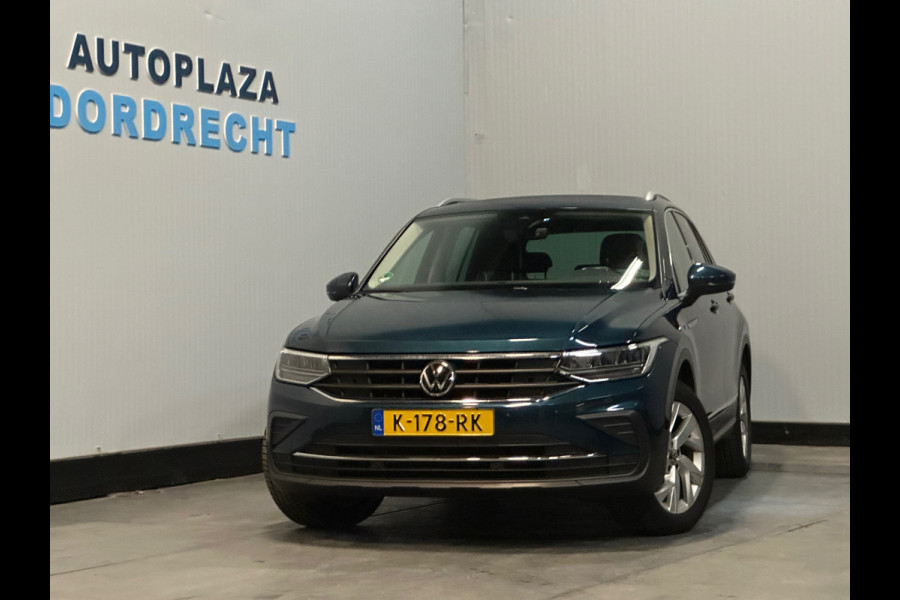 Volkswagen Tiguan 1.5 TSI Life Business Camera / Trekhaak