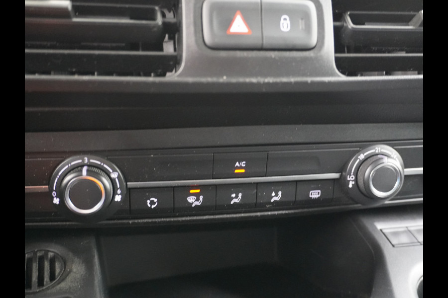 Peugeot Partner HDI 102pk Apple Carplay Android Navi Airco Cruise Control Pdc DAB Bluetooth Carkit 1.5 BlueHDI Premium Schuifdeur Achterdeuren met ruit Connected Electr.ramen en Spiegels CV-Afstandbediend 1500kg trekvermogen!