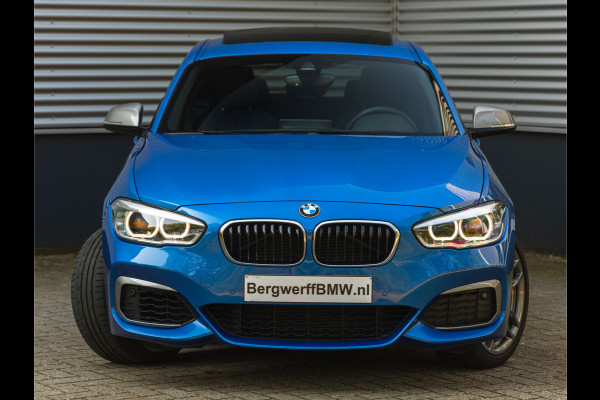 BMW 1-serie M140i - Dak - Harman Kardon - Camera - Navi Prof