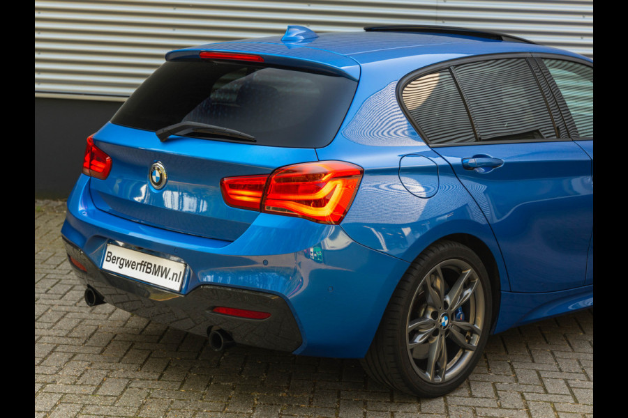 BMW 1-serie M140i - Dak - Harman Kardon - Camera - Navi Prof