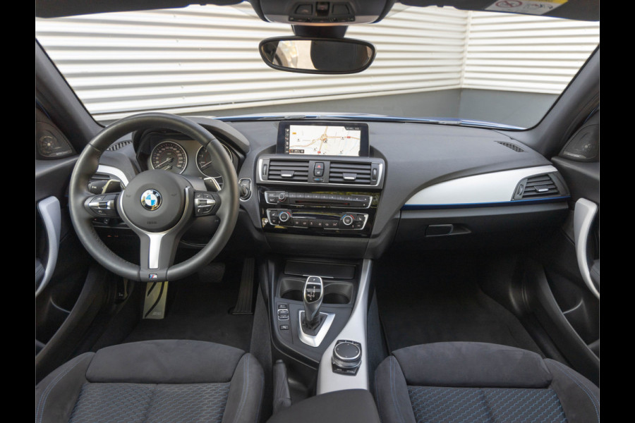 BMW 1-serie M140i - Dak - Harman Kardon - Camera - Navi Prof