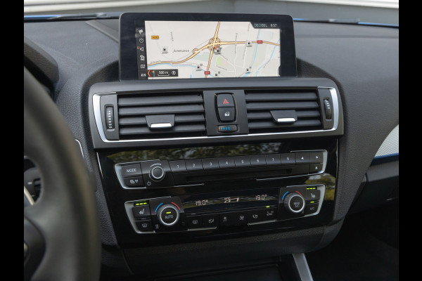 BMW 1-serie M140i - Dak - Harman Kardon - Camera - Navi Prof