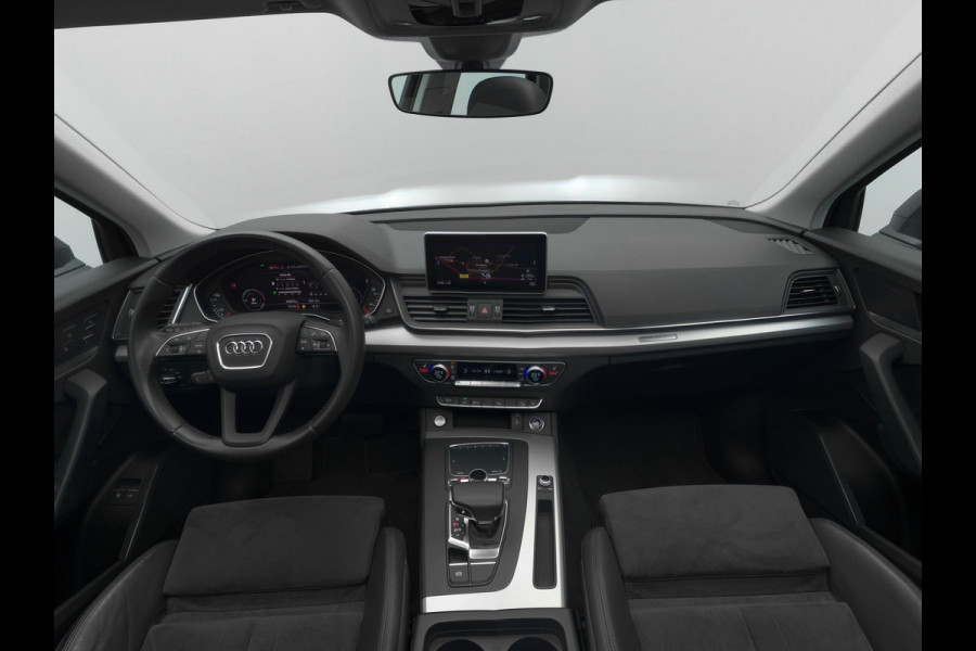 Audi Q5 50 TFSI e quattro S Edition Plug in Hybrid PHEV | Panodak | Trekhaak af Fabriek | Alcantara Sportstoelen Memory | Apple Carplay | Virtual | Navigatie | L.M. 20" | Stoelverwarming | DAB |