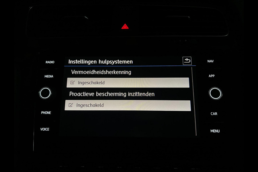 Volkswagen Golf 1.0 TSI Cruise | PDC | CARPLAY | 1ste eigen