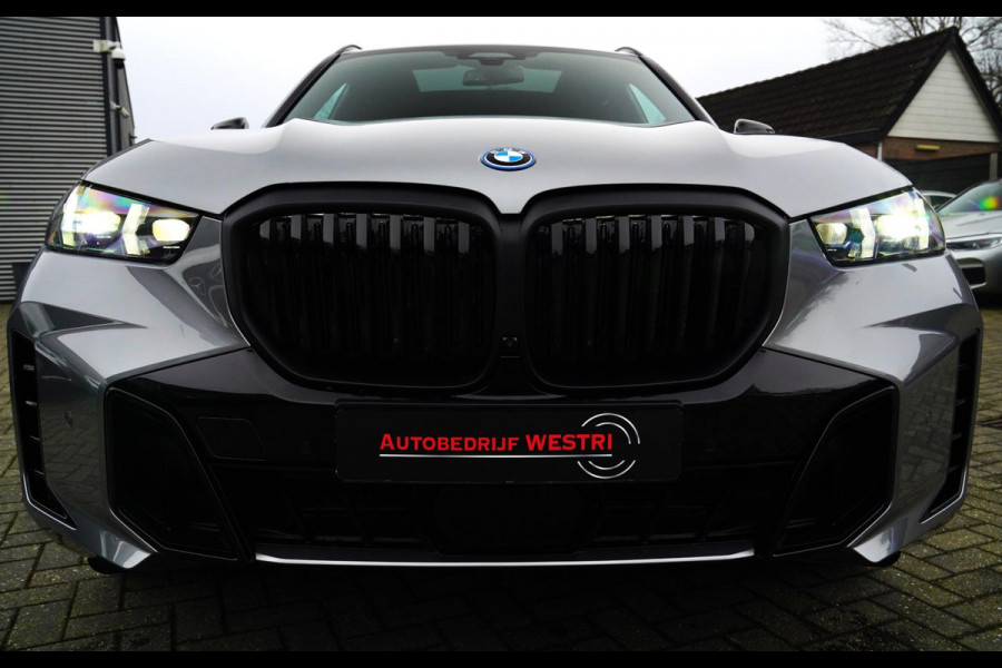 BMW X5 XDrive50e | Panorama | 360 CAM | AR Camera | Adaptieve Cruise | Lane Assist | Trekhaak elektrisch | BTW incl. | HuD | NIEUW