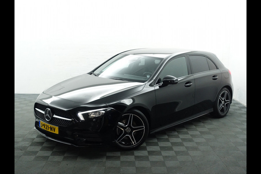 Mercedes-Benz A-Klasse 180 AMG Night Edition Aut- Xenon Led, Camera, Stoelverwarming, Sfeerverlichting, Sport Alcantara Interieur