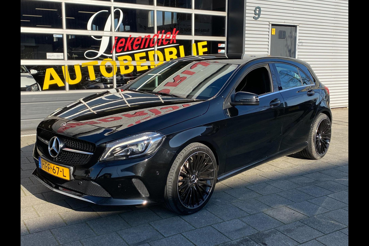 Mercedes-Benz A-Klasse 160 Ambition - Navigatie I Airco I Sport interieur I PDC/Achteruitrij Camera I 77.000 KM Dealer onderhouden