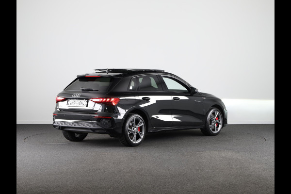 Audi A3 Sportback 45 TFSI e S edition Competition 245pk Plug in Hybrid | Panoramadak | Stoelverwarming | Parkeercamera | Adaptieve cruise controle