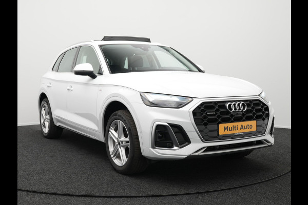 Audi Q5 55 TFSI e Quattro S-Line Plug in Hybrid PHEV | Panodak | Sportstoelen Memory | Adaptive Cruise | Trekhaak af Fabriek | Bang & Olufsen | Sound | Head Up | Apple Carplay | 360 Camera | Navigatie | Virtual | L.M. 19" |