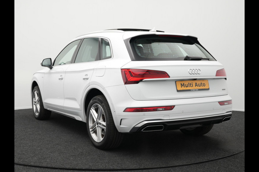 Audi Q5 55 TFSI e Quattro S-Line Plug in Hybrid PHEV | Panodak | Sportstoelen Memory | Adaptive Cruise | Trekhaak af Fabriek | Bang & Olufsen | Sound | Head Up | Apple Carplay | 360 Camera | Navigatie | Virtual | L.M. 19" |