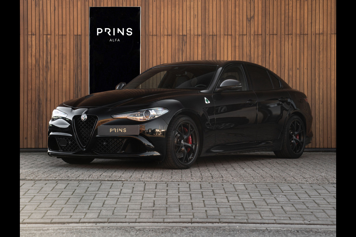 Alfa Romeo Giulia 2.9 V6 Quadrifoglio | Akrapovic | Veel carbon! | CarPlay | Adapt. cruise