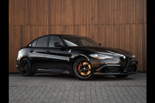 Alfa Romeo Giulia 2.9 V6 Quadrifoglio | Akrapovic | Veel carbon! | CarPlay | Adapt. cruise