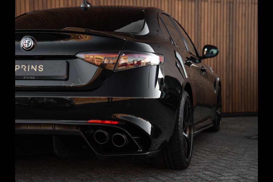 Alfa Romeo Giulia 2.9 V6 Quadrifoglio | Akrapovic | Veel carbon! | CarPlay | Adapt. cruise