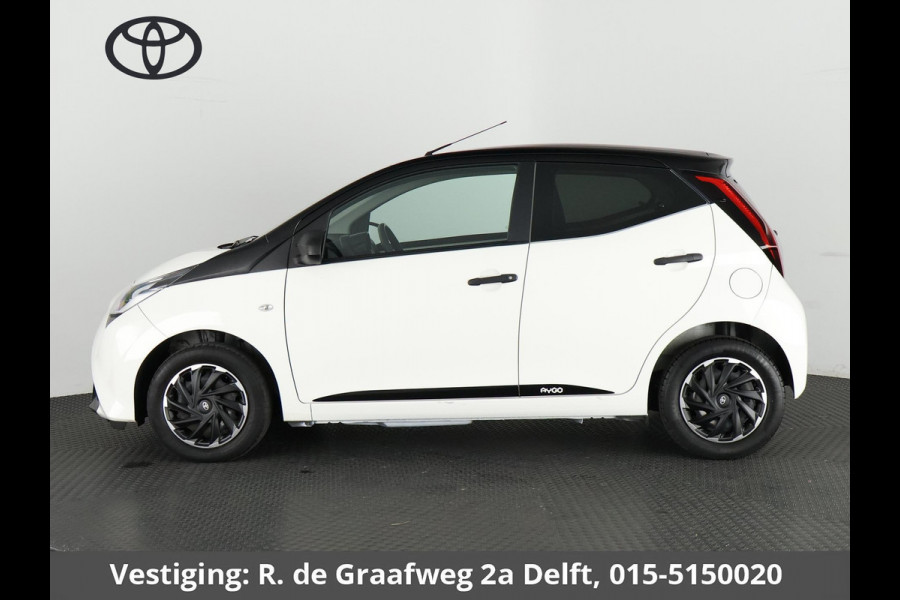 Toyota Aygo 1.0 VVT-i X-Fun Bi-Tone | Airco | Bluetooth | Privacy Glass |