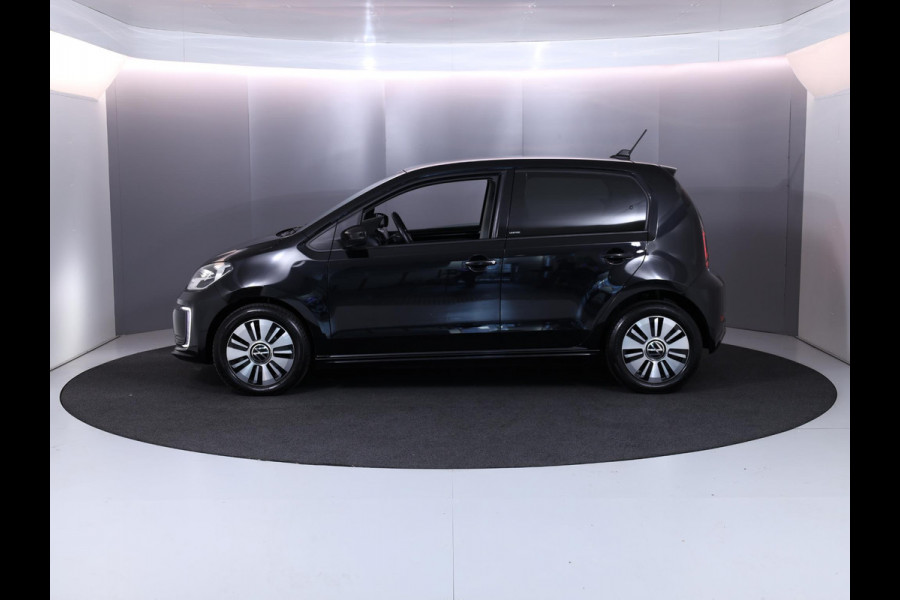 Volkswagen e-Up! e-up! Style United 83 pk | Navigatie via App | Parkeersensoren achter | Achteruitrijcamera | Cruise control | Autom. airco | Stroelverwarming |