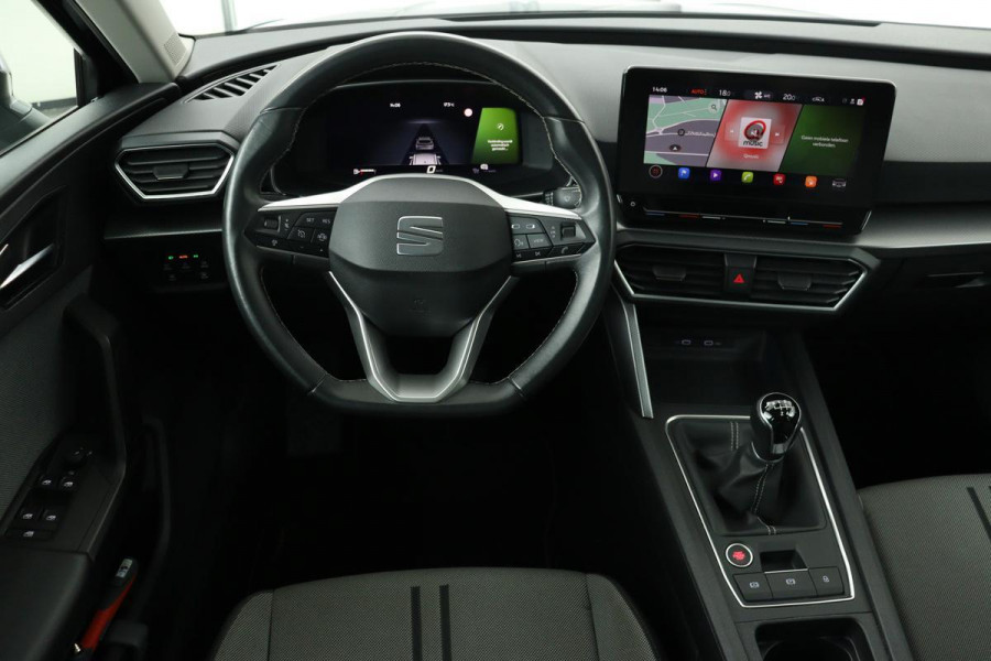 Seat Leon 1.5 TSI Style Intens | Panoramadak | Adaptive cruise | Carplay | Camera | Navigatie | Full LED | Park Assist | Virtual Cockpit