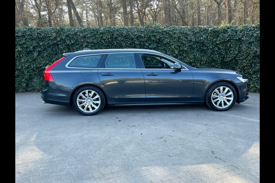 Volvo V90 2.0 T4 Momentum | Pano | Trekhaak | Leer | Navi