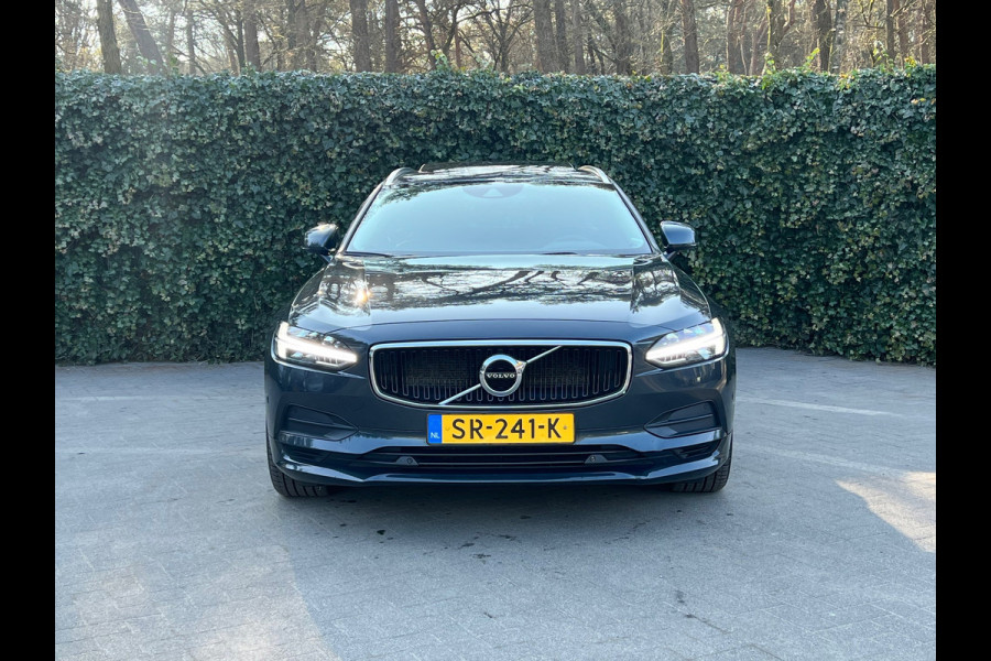 Volvo V90 2.0 T4 Momentum | Pano | Trekhaak | Leer | Navi