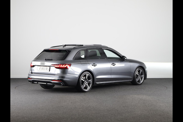 Audi A4 Avant 35 TFSI S edition Competition 150 pk S-tronic | Panoramadak | Verlengde garantie | Navigatie  | Parkeersensoren | Stoelverwarming | S-Line |