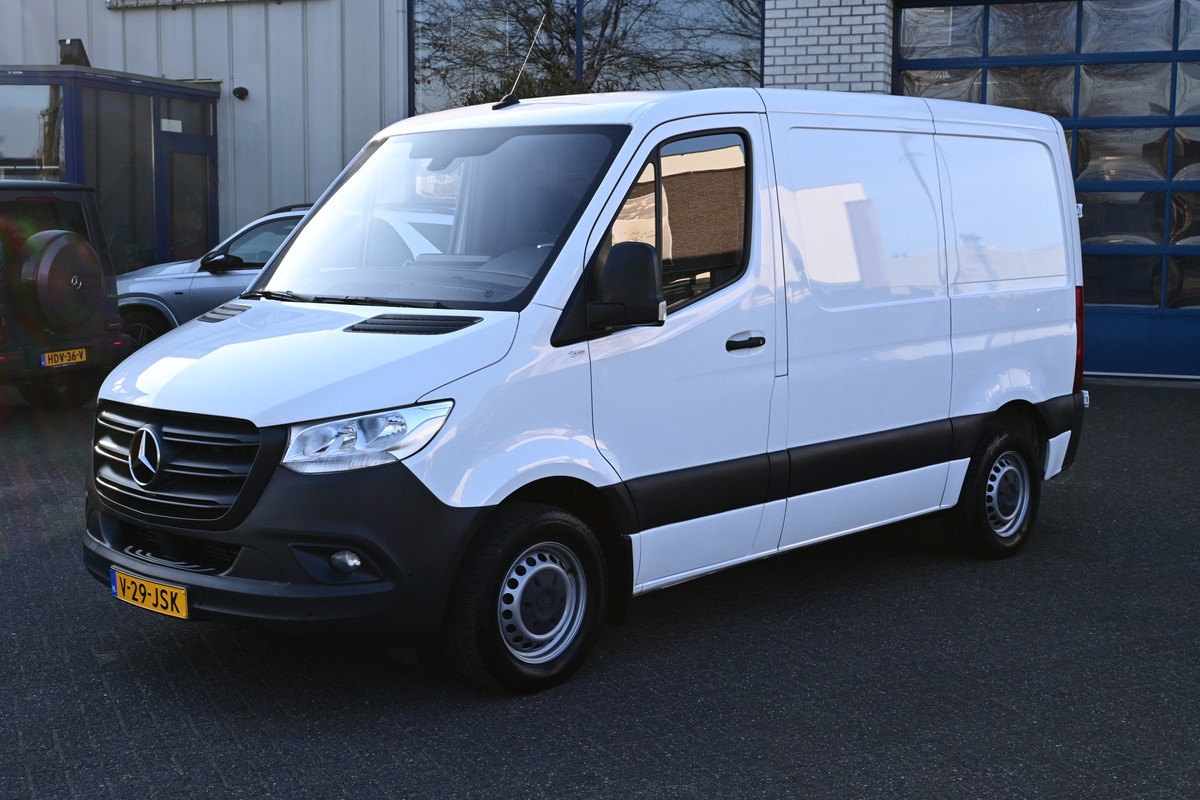 Mercedes-Benz Sprinter 314 CDI L1H1 Werkplaats inrichting, Geveerde stoel, MBUX met camera