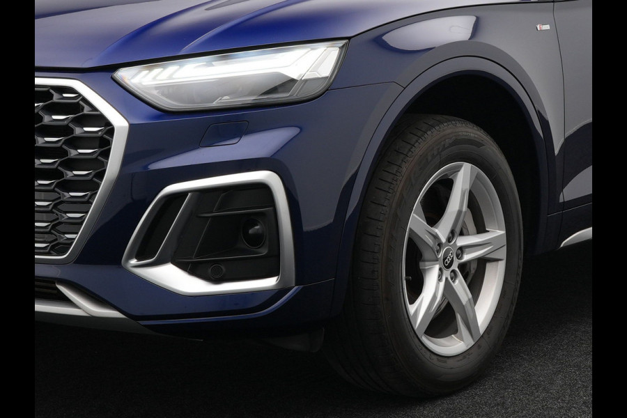 Audi Q5 Sportback 55 TFSI e Quattro S-Line Plug in Hybrid PHEV | Alcantara Sportstoelen | Trekhaak af Fabriek | Adaptive Cruise | Apple Carplay | Virtual | Navigatie | Camera | DAB | Stoelverwarming |