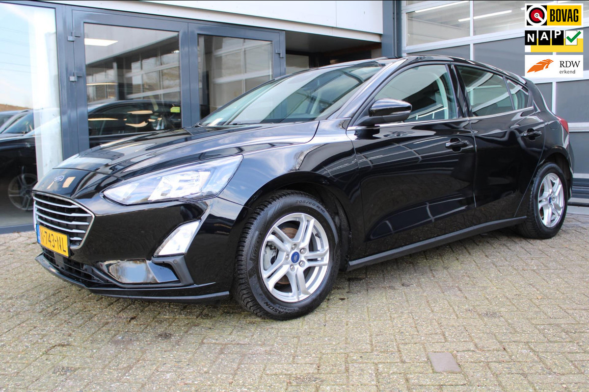 Ford Focus 1.0 EcoBoost Hybrid Trend Edition Business Ford Focus 1.0 EcoBoost Hybrid Trend Edition Business