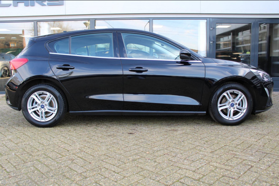 Ford Focus 1.0 EcoBoost Hybrid Trend Edition Business