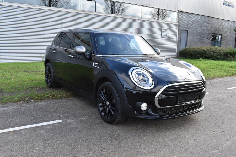 MINI Clubman 1.5 Cooper Pepper Automaat Navigatie Keyless-go Leer interieur