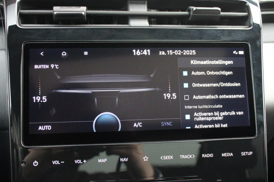 Hyundai Tucson 1.6 T-GDI 266PK PHEV N LINE 4WD | NAVIGATIE | APPLE CARPLAY/ANDROID AUTO | ADAPTIVE CRUISE CONTROL | DODEHOEK DETECTIE | STOEL/STUUR VERWARMING | CLIMATE CONTROL | FULL LED KOPLAMPEN | ACHTERUITRIJ CAMERA | ELEKTRISCH BEDIENBARE ACHTERKLEP | STUUR VERWARMING | KEYLESS ENTRY/START | 19" LICHTMETALEN VELGEN | DODEHOEK DETECTIE | PANORAMISCH SCHUIF/KANTEL DAK |