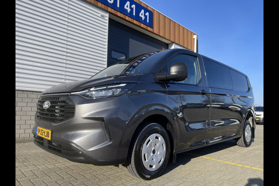 Ford Transit Custom 340 2.0 TDCI L2H1 Trend DC 6 persoons / NIEUW / bpm vrij / rijklaar € 40.950 ex btw / lease vanaf € 733 / direct leverbaar / airco / cruise / apple carplay / camera / magnetic grey metallic