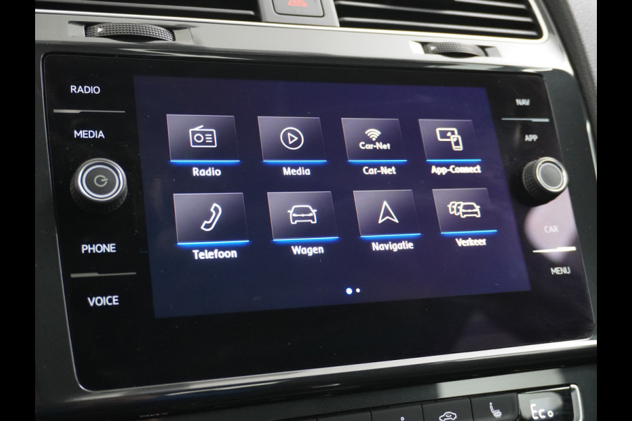 Volkswagen e-Golf AUT Adaptieve Cruise Warmtepomp App-Connect Apple Carplay Android Auto Climatronic Stoel+Ruitverwarming DAB+ Led Winterpakket  Licht/Regensensor Pdc App-Connect Lmv 17" E-DITION 136PK 290NM Koppel slechts 49.000km