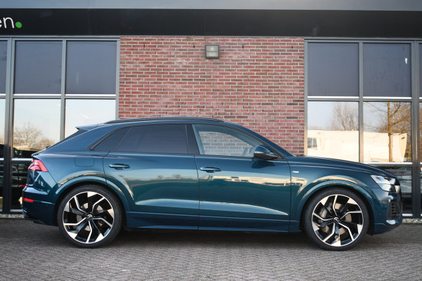 Audi Q8 55 TFSI e quattro S-Line S-zetels Pano 23inch Trekh B&O ACC Softclose