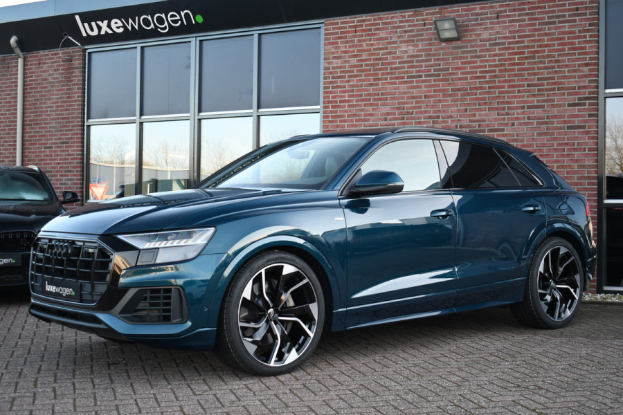 Audi Q8 55 TFSI e quattro S-Line S-zetels Pano 23inch Trekh B&O ACC Softclose