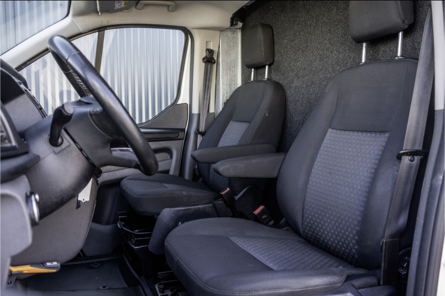 Ford Transit Custom 2.0 TDCI L2H1 | Euro 6 | 130 PK | Cruise | Airco | Inrichting | PDC | LED