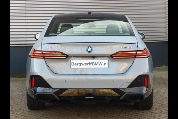 BMW i5 xDrive40 M-Sport Pro - Pano - Bowers & Wilkins - Driving Ass Prof - Active Steering