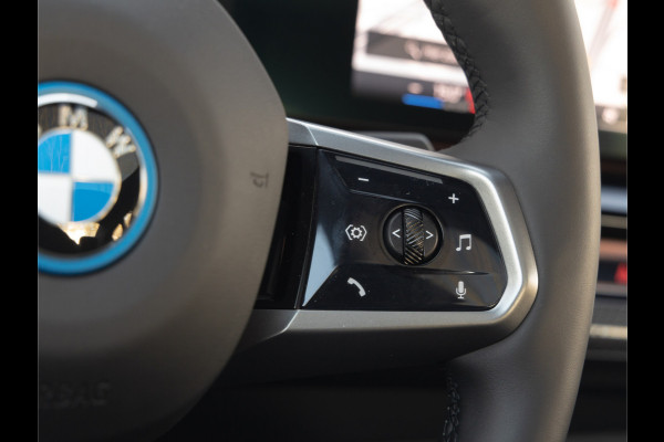 BMW i5 xDrive40 M-Sport Pro - Pano - Bowers & Wilkins - Driving Ass Prof - Active Steering