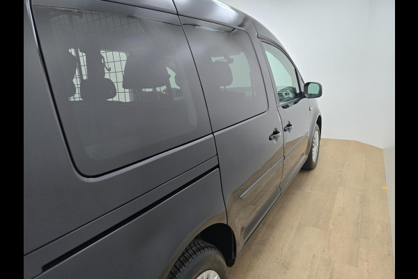 Volkswagen Caddy Occasion 1.0 TSI 5 persoons met cruisecontrol en App connect | Tweedehands Volkswagen Caddy benzine in zwart |