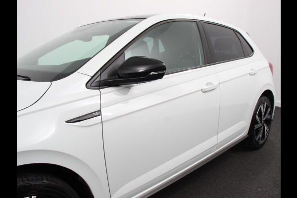 Volkswagen Polo 1.0 TSI R-Line DSG | Navigatie | App Connect | Climate Control | DAB | LED | Parkeer sensoren | Cruise control adaptive | Lichtmetalen velgen