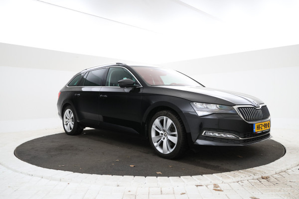 Škoda Superb Combi 2.0 TDI Business Edition Automaat, Volleder, Navigatie,