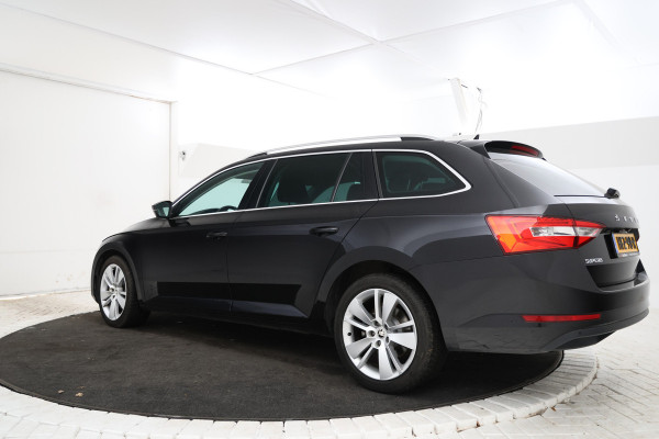 Škoda Superb Combi 2.0 TDI Business Edition Automaat, Volleder, Navigatie,