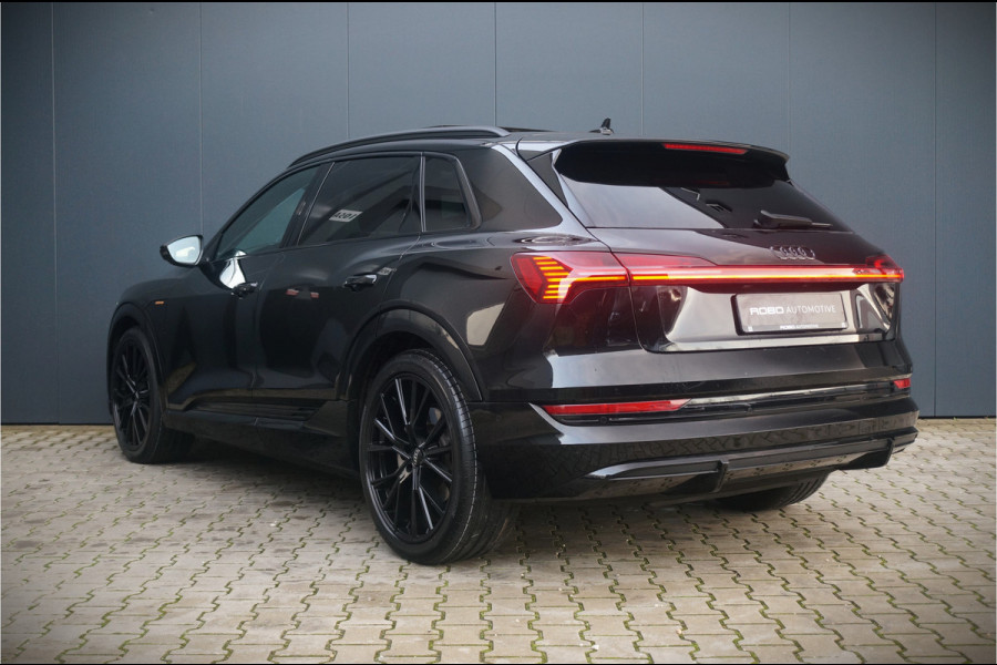 Audi e-tron e-tron 50 quattro S edition Black 71 kWh | S-Line | Panoramadak | Memory Seats | Luchtvering | Adaptive Cruise Control | Camera | Keyless | Matrix LED | Leder | Stoelverwarming | NAP | BTW