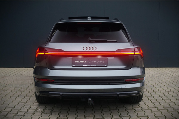 Audi e-tron e-tron 50 quattro S edition Black 71 kWh | S-Line | Panoramadak | Memory Seats | Trekhaak | Luchtvering | Adaptive Cruise Control | Camera | Keyless | Matrix LED | Leder | Stoelverwarming | NAP | BTW