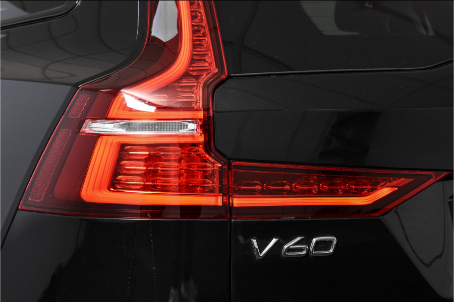 Volvo V60 2.0 T6 Plug-in hybrid AWD Plus Dark Automaat | Dig. Cockpit | Adapt. Cruise | Stoel-+Stuurverw. | PDC | Camera | NAV + App. Connect | ECC | LM 19"| 5712