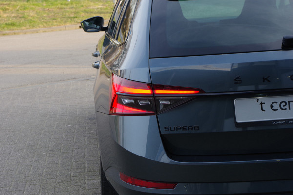 Škoda Superb Combi 1.4 TSI iV 218 PK Sportline BNS PHEV, Trekhaak, DCC, 4 x Stoelverwarming, Camera